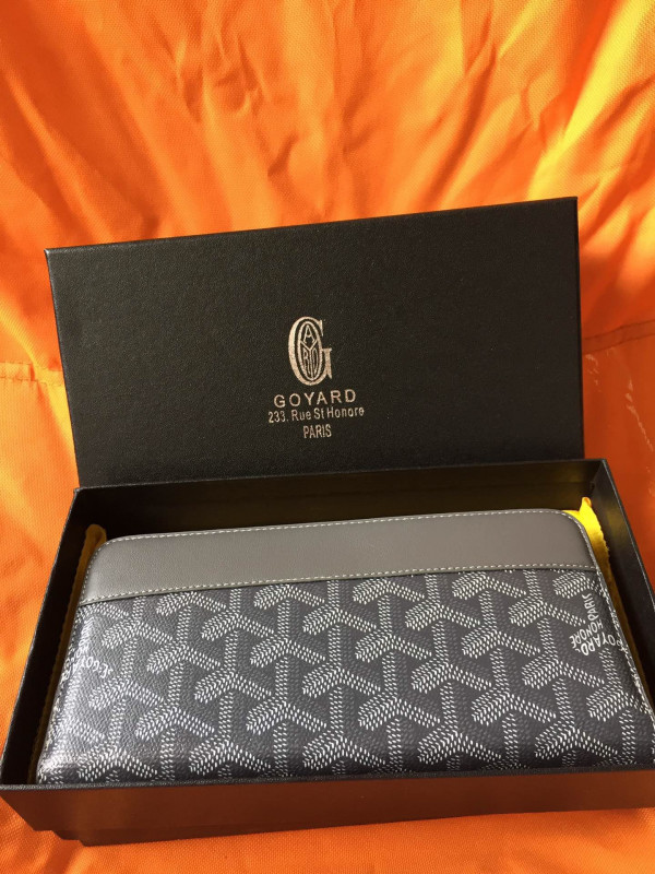 GOYARD ZIPPY WALLET