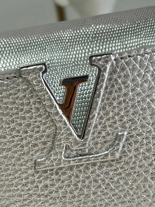 Frstbag ru LOUIS VUITTON CAPUCINES MINI