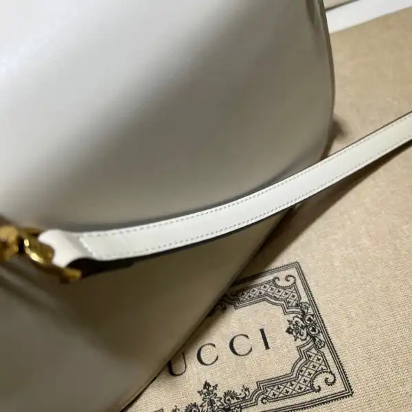 Firstbag Ru Gucci Small top handle bag with Bamboo