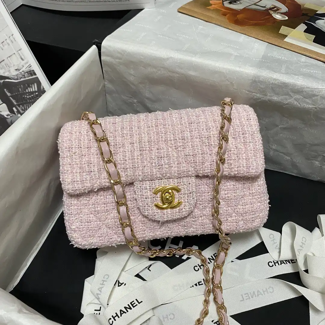 CHANEL FLAP BAG