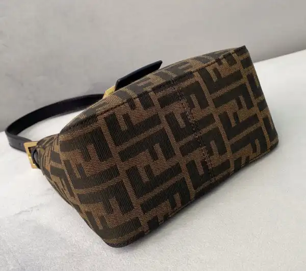 Bagsoffer FENDI VINTAGE BAG