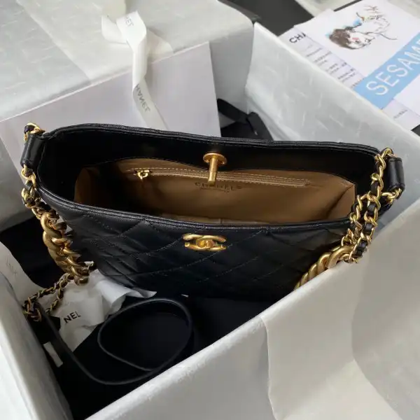 CHANEL HOBO HANDBAG