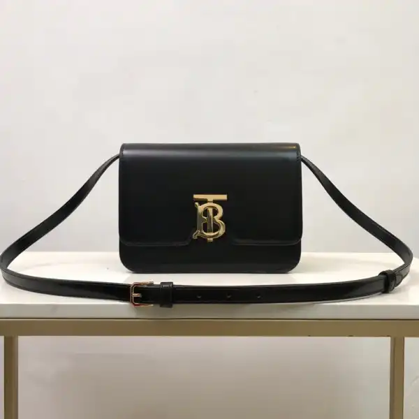 Bagsoffer BURBERRY SMALL TB Bag