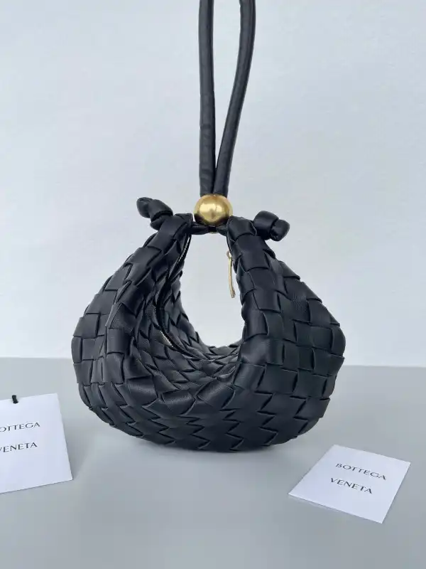 BOTTEGA VENETA Turn