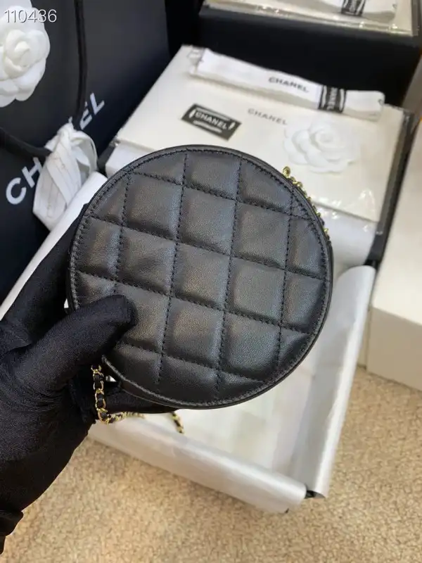 CHANEL ROUND BAG