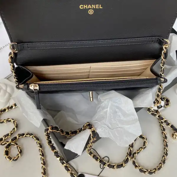 CHANEL WALLET