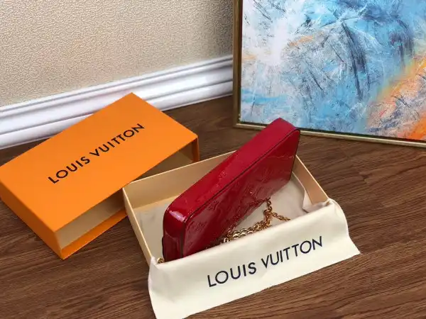 Rep LOUIS VUITTON POCHETTE FÉLICIE