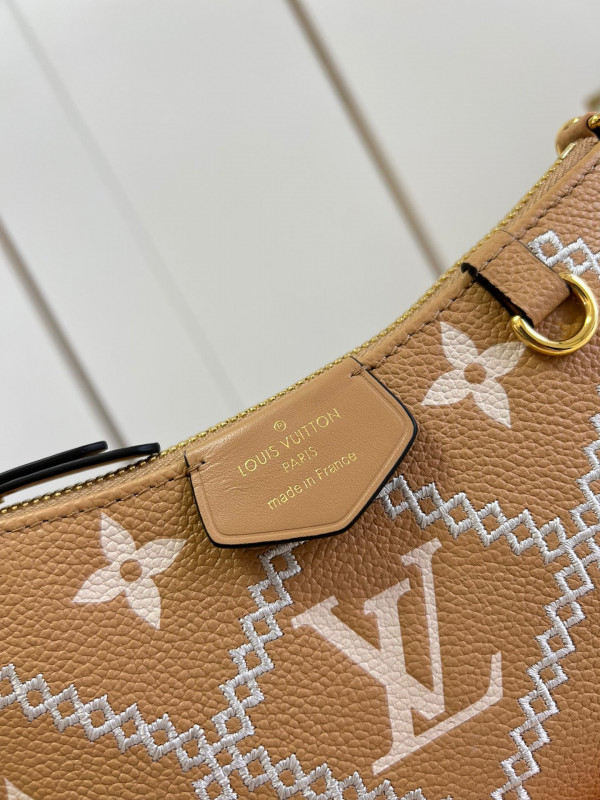 HOT SALE LOUIS VUITTON EASY POUCH ON STRAP