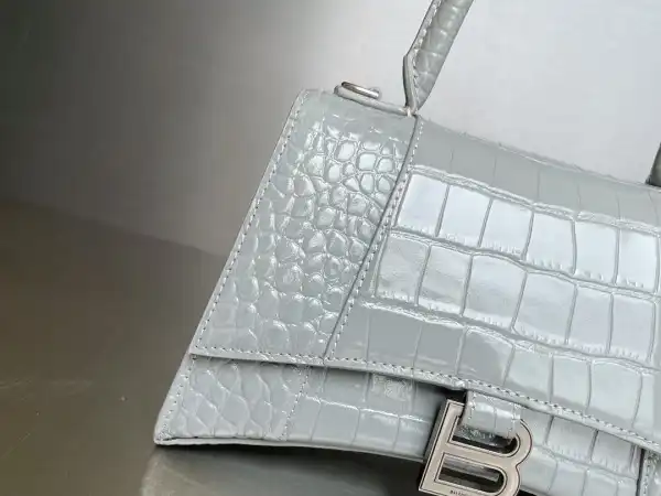 First bag ru BALENCIAGA HOURGLASS