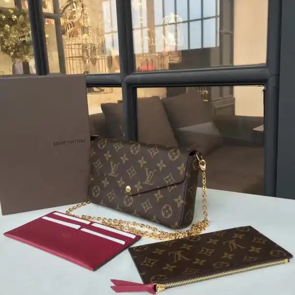 TO Louis Vuitton POCHETTE FELICIE