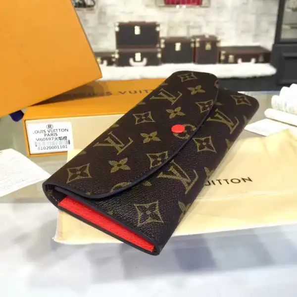 Louis Vuitton EMILIE