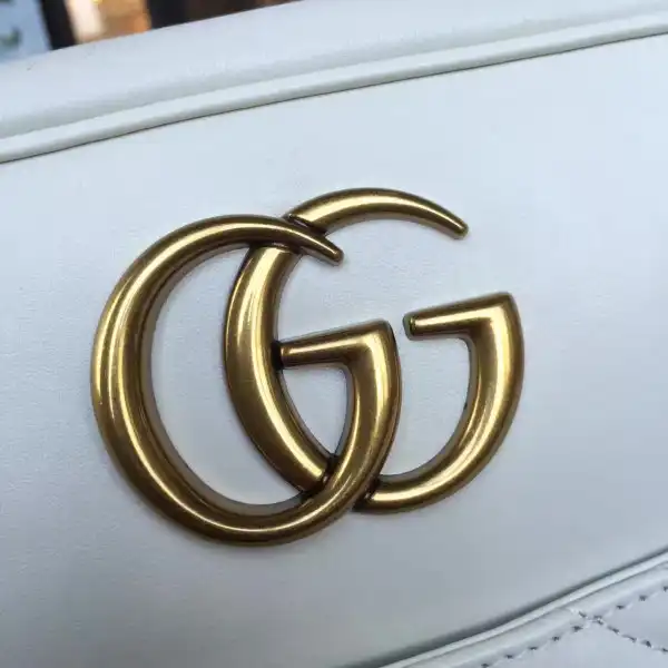 First bag ru Gucci GG Marmont Matelassé