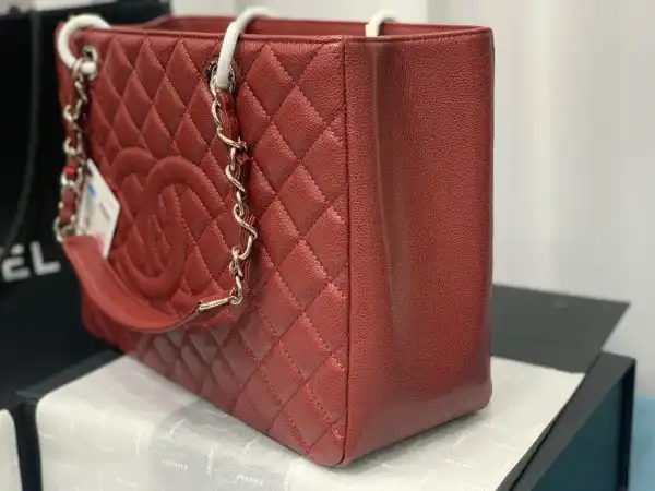 CHANEL TOTE BAG