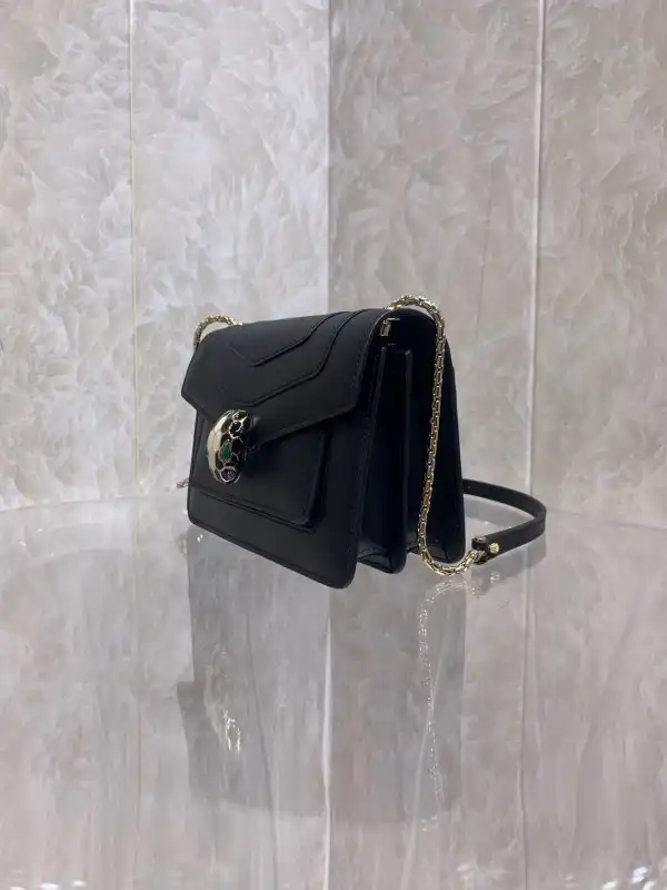 Yupoo bagsoffer BVLGARI SERPENTI FOREVER CROSSBODY BAG