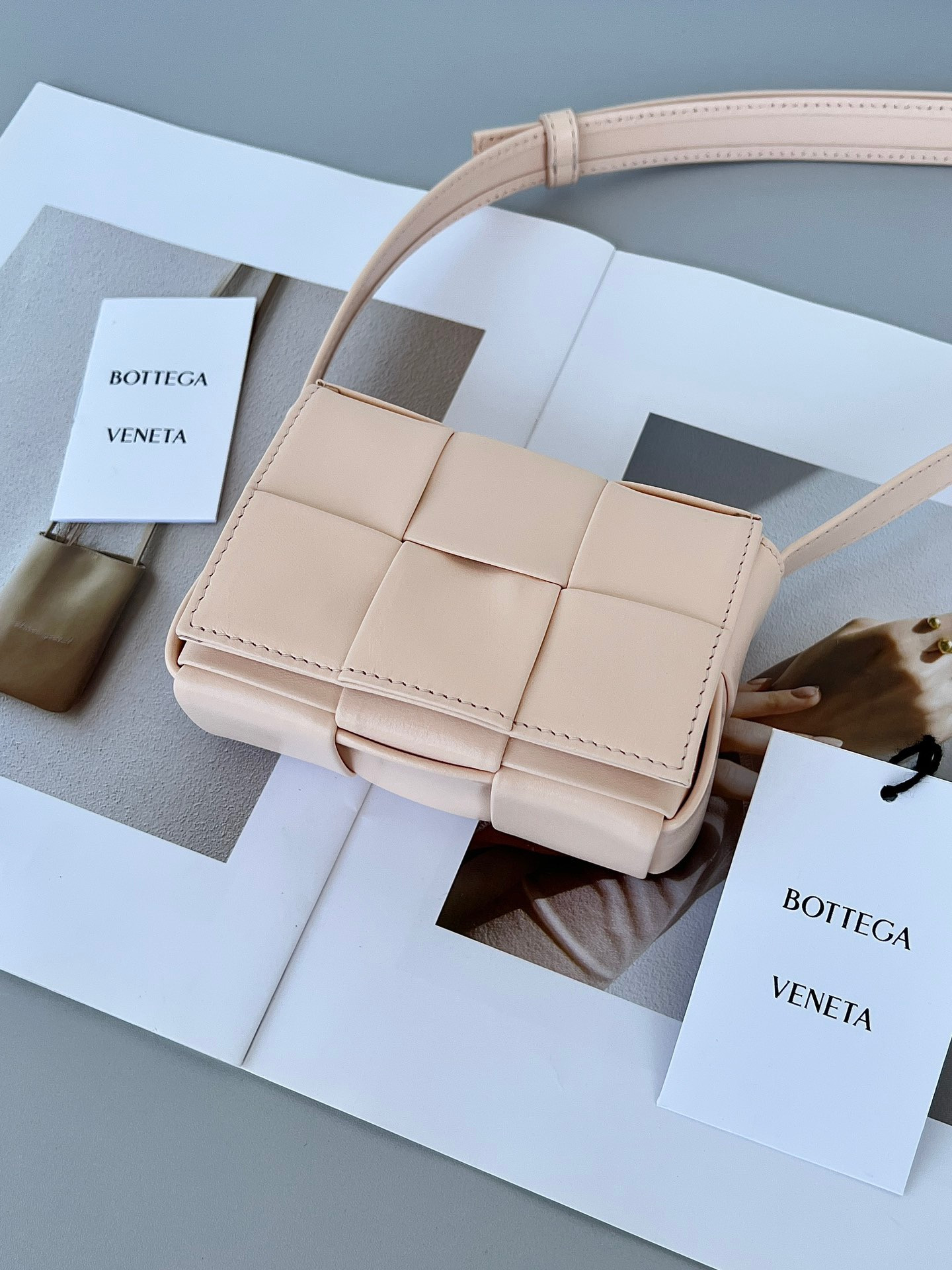 HOT SALE BOTTEGA VENETA Candy mini Cassette-12*8*4cm