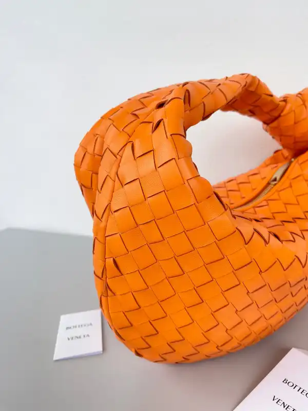 First Bag Ru BOTTEGA VENETA Teen Jodie