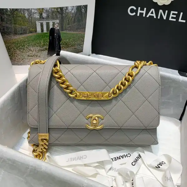 Firstbag Ru CHANEL FLAP BAG