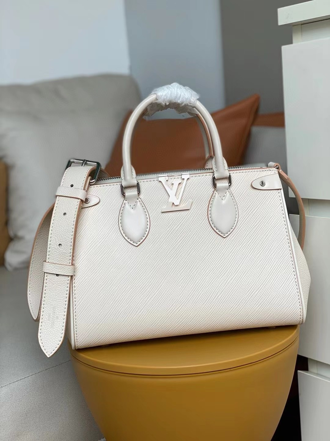 HOT SALE LOUIS VUITTON GRENELLE TOTE MM