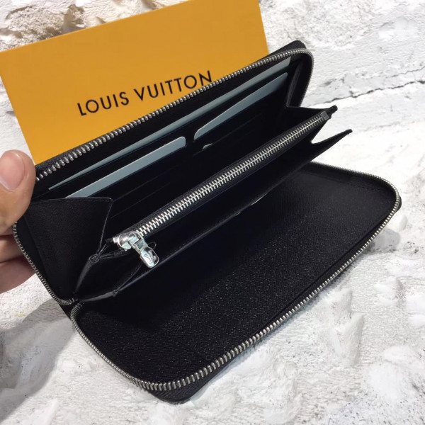 HOT SALE Louis Vuitton supreme Zip wallet