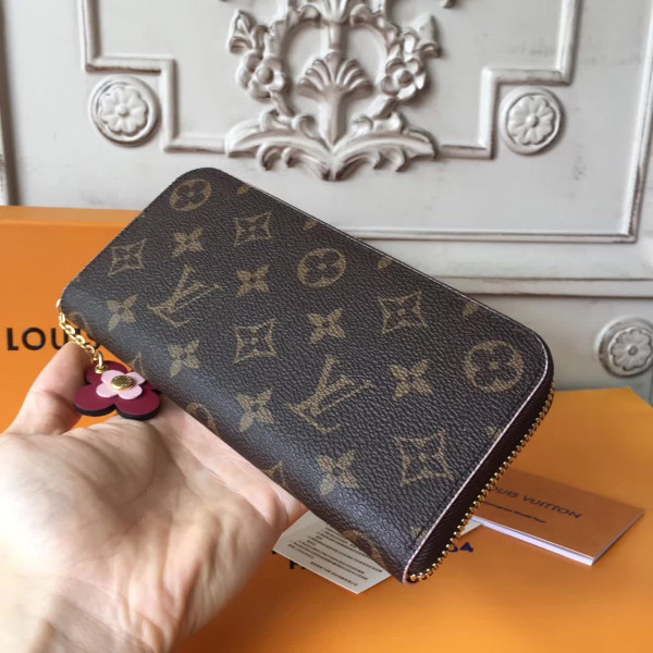 HOT SALE Louis Vuitton CLEMENCE wallet