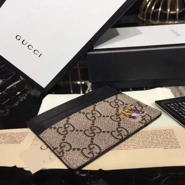 Affordable Gucci Card holder