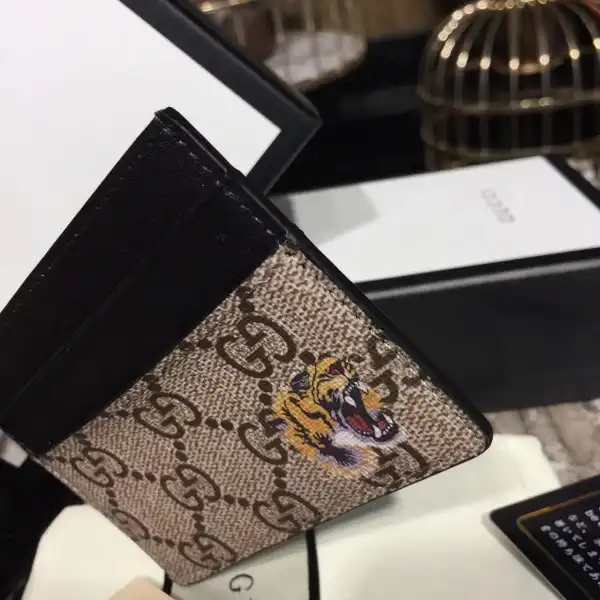 Affordable Gucci Card holder