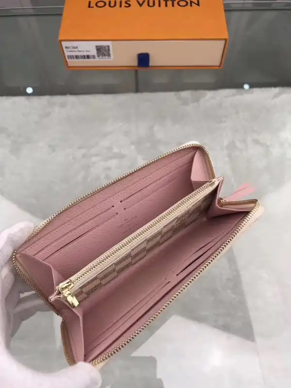 Louis Vuitton CHANELEMENCE WALLET