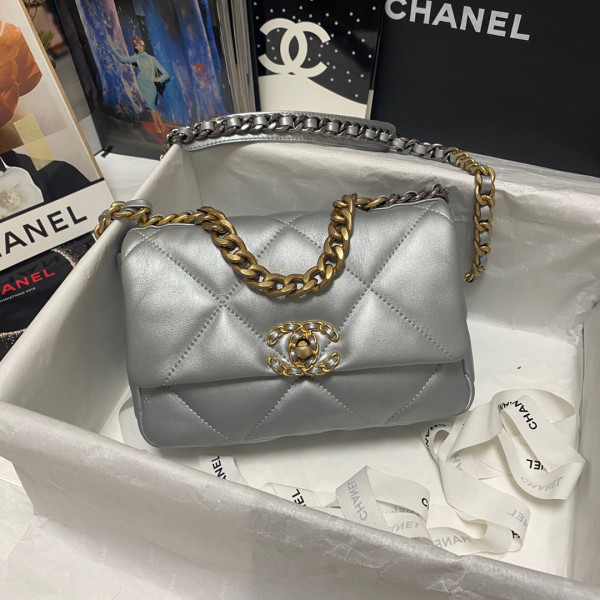 HOT SALE CL 19 FLAP BAG