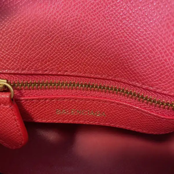 BALENCIAGA VILLE TOP HANDLE XXS