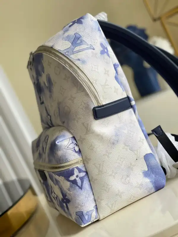 First bag ru LOUIS VUITTON DISCOVERY BACKPACK