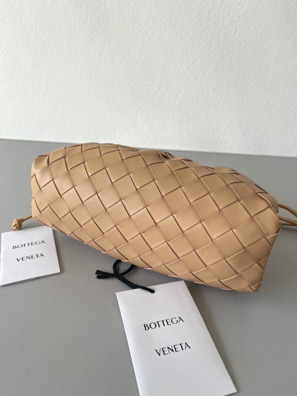 HOT SALE BOTTEGA VENETA MINI POUCH