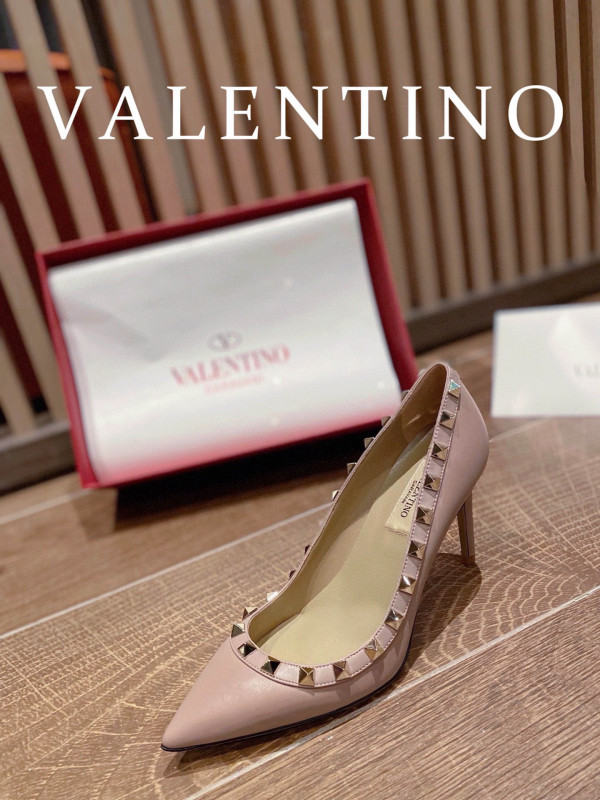 HOT SALE VALENTINO ROCKSTUD HIGH HEELS