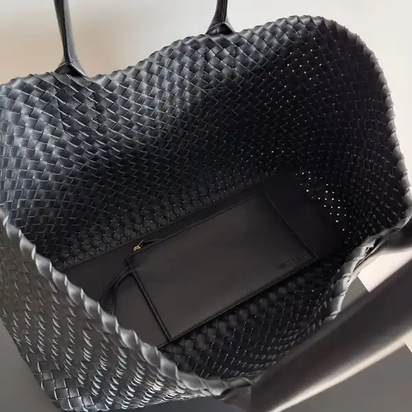 Firstbag Ru BOTTEGA VENETA MEDIUM ANDIAMO