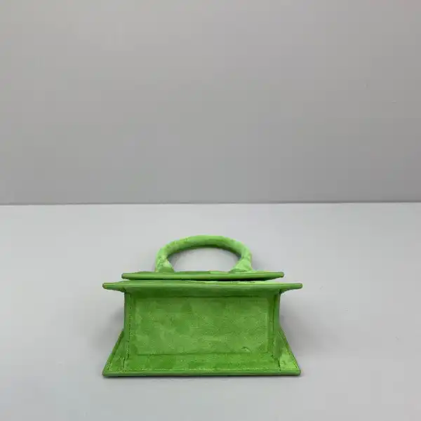 JACQUEMUS Le Chiquito Mini Bag