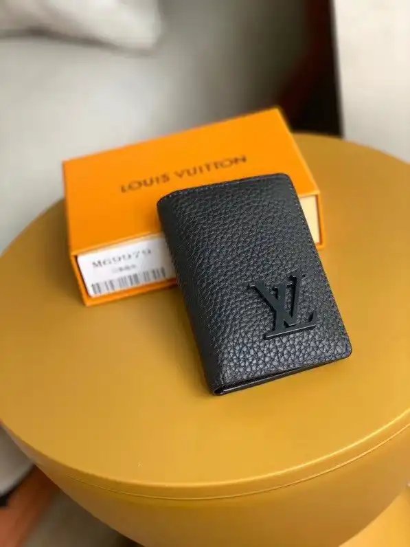 TO LOUIS VUITTON POCKET ORGANIZER