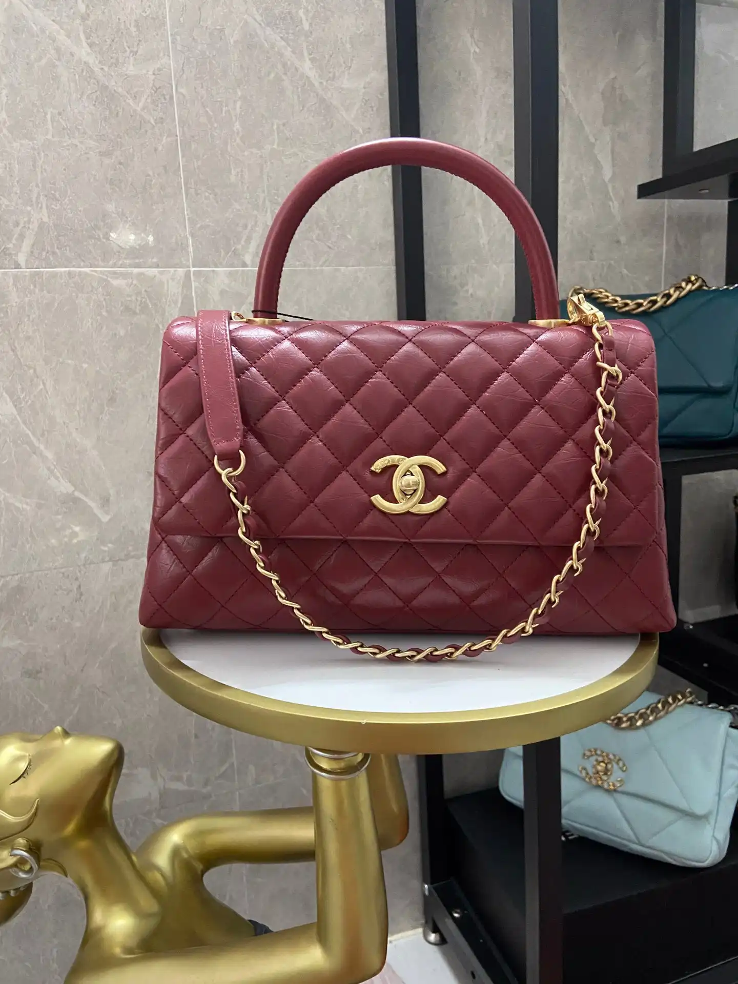 First Bag Ru CHANEL COCO HANDLE BAG