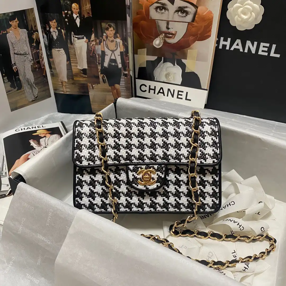 CHANEL FLAP BAG