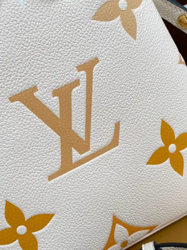 LOUIS VUITTON NÉONOÉ BB