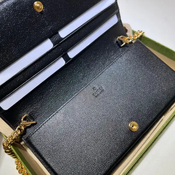 Cheap GUCCI GG wallet with chain