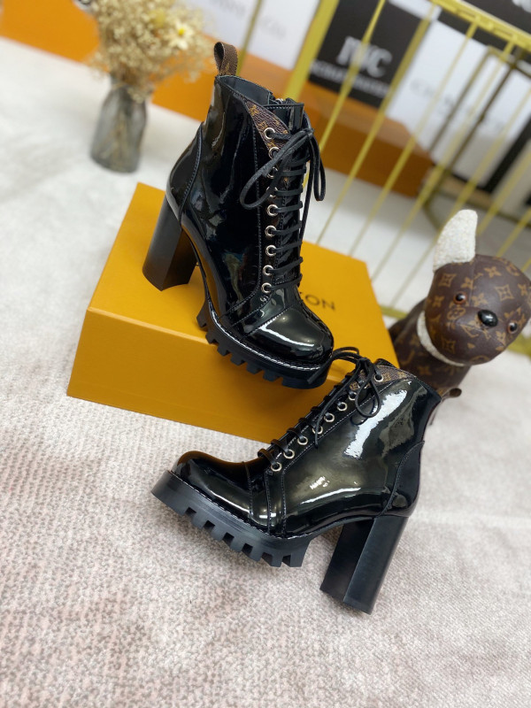 HOT SALE LOUIS VUITTON STAR TRAIL ANKLE BOOT