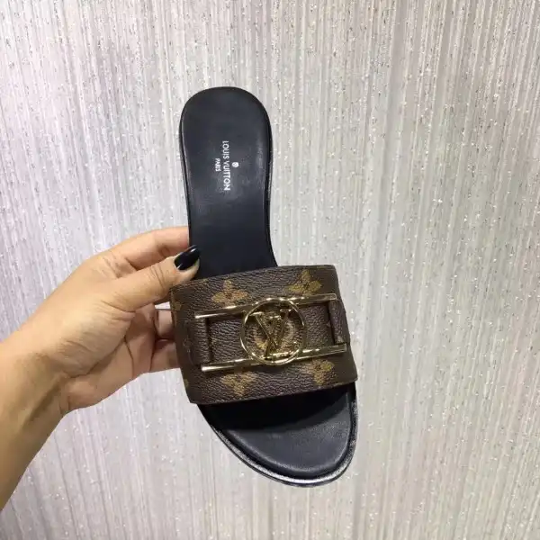 LOUIS VUITTON LOCK IT MULE