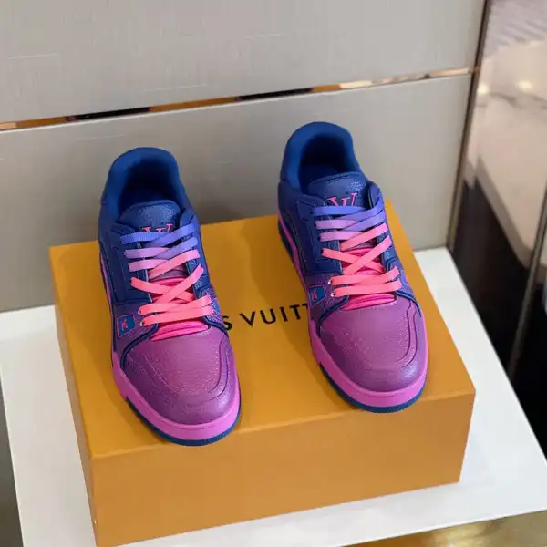 LOUIS VUITTON TRAINER SNEAKER