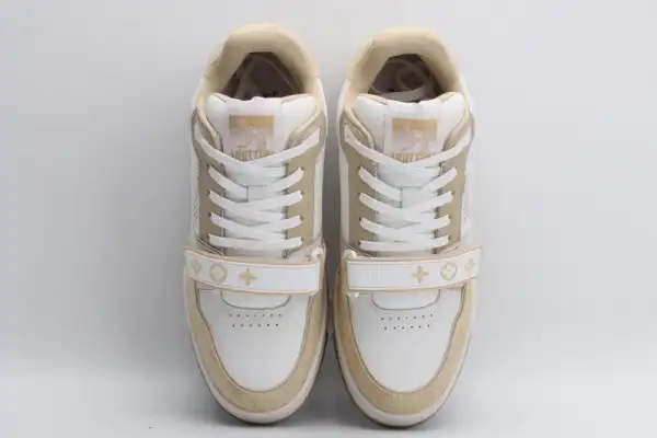 LOUIS VUITTON TRAINER SNEAKER