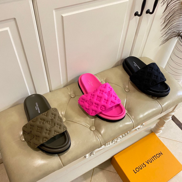 HOT SALE LOUIS VUITTON POOL PILLOW COMFORT MULE