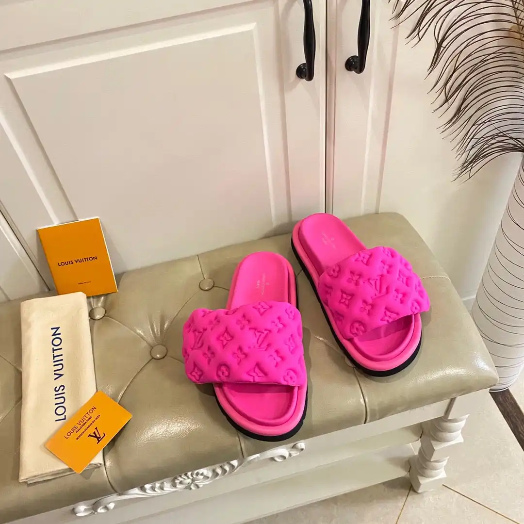 LOUIS VUITTON POOL PILLOW COMFORT MULE