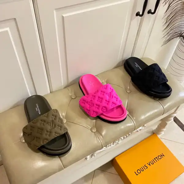 Yupoo bagsoffer LOUIS VUITTON POOL PILLOW COMFORT MULE