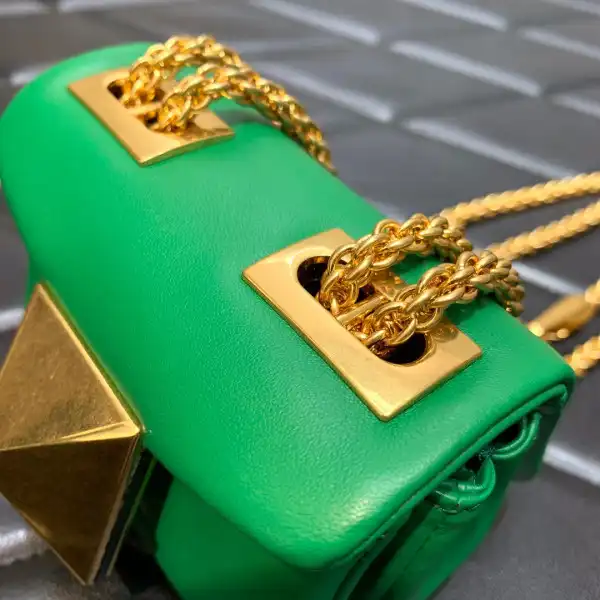 VALENTINO ONE STUD MICRO BAG WITH CHAIN