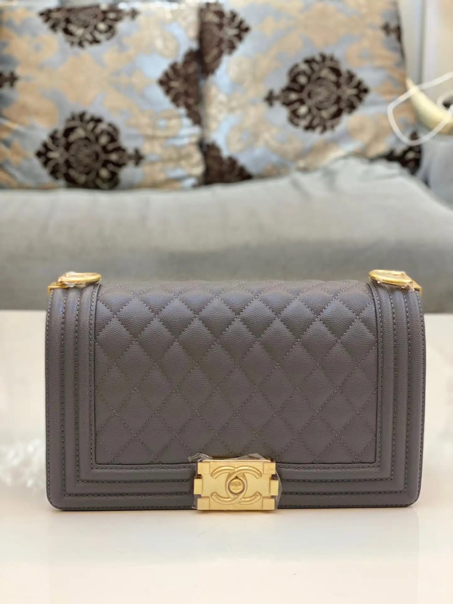 CHANEL BOY BAG 25CM