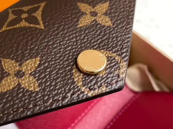 Aaa replica ru Louis Vuitton VICTORINE Wallet