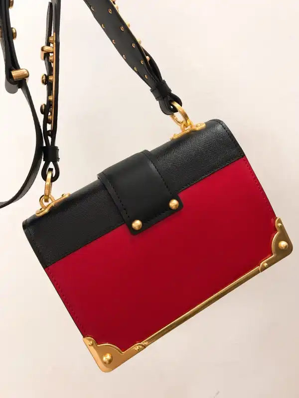 Yupoo bagsoffer PRADA CAHIER LEATHER SHOULDER BAG